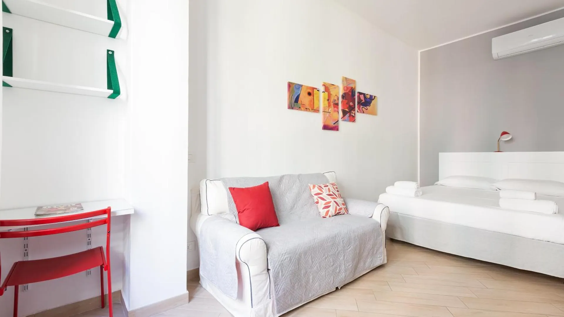 Milan Savona Area Bright Studio X3 0*,