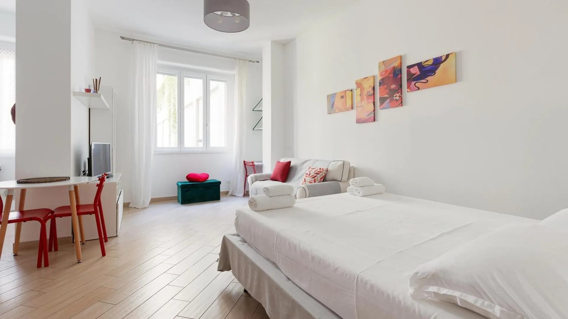 Apartment Milan Savona Area Bright Studio X3 Italy